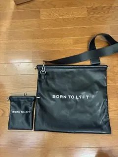 BORN TO LYFT ブラックショルダーバッグのサムネイル