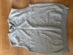 UNDER ARMOUR グレー ノースリーブベスト Lサイズのサムネイル
