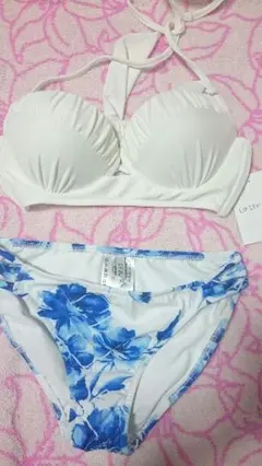 ワイヤービキニ LIP SERVICE ✨只今値下げ中✨のサムネイル