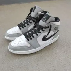 Nike air Jordan 1 スモークグレー ブラック ホワイト グレー