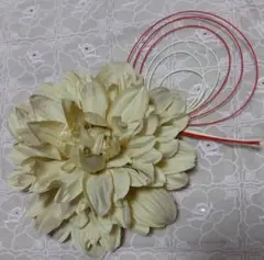 【中古】クリーム色 花モチーフ 髪飾り