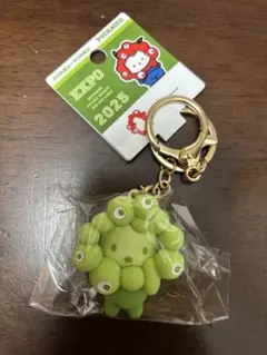 サンリオ　ミャクミャク　立体マスコット 推しカラー　キーホルダー　ポチャッコ