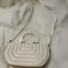 ホワイト キルティング ショルダーバッグ