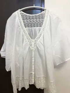 【美品】mysty woman コットンレース半袖ブラウスのサムネイル