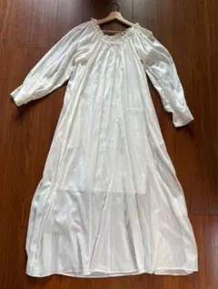 ARCH THE 新品 タグ付き ロングワンピース コットン ホワイト アローズ