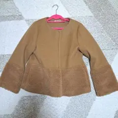 【匿名配送】glitgern 軽くて暖かいノーカラーボアジャケットキャメル M