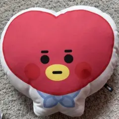 ハート型キャラクタークッション