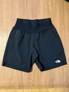 未使用☆ノースフェイスランニングパンツ　サイズl