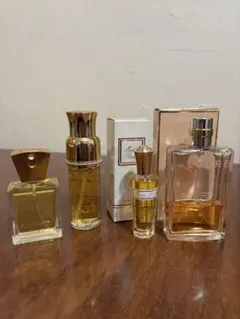 CHANEL 、イブサンローラン、ROCHAS、ニナリッチ　香水4点