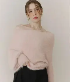 Olu.オフショルダーシャギーニット