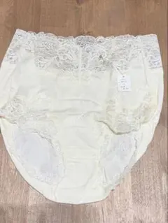 Item thumbnail for item bc5211e7-f6d1-4225-814f-9eb8c6a2cb12