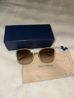 Item thumbnail for item 99b5fc7f-a249-48b0-81a5-8541838231bc