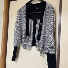 ストライプ柄 長袖 ショート丈 カーディガンのサムネイル