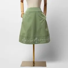 C376 美品 FOXEY NEW YORK フレアスカート カットワーク 緑