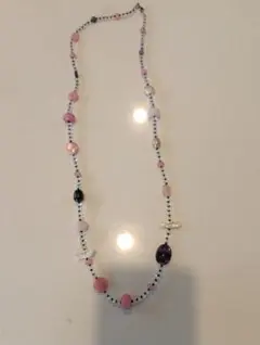 多様ストーンとビーズネックレス