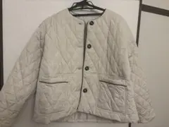 【新品未使用】クリーム色 キルティングジャケット