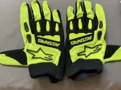 Item thumbnail for item 2dd6703b-ad7e-4ff4-a05c-d5ae280faff4