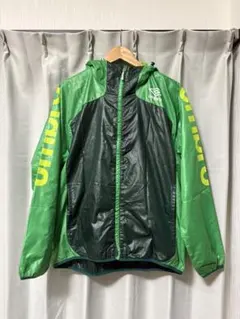 UMBRO アンブロウィンドブレーカー 緑フード付き