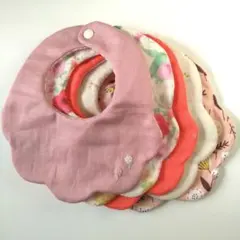 ハンドメイド　もくもくスタイ　花びらスタイ　5枚セット　小花刺繍　花　ボタニカル