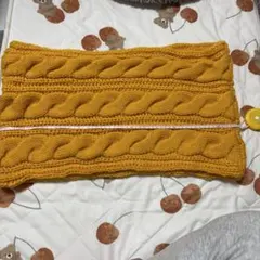 マスタードイエロー