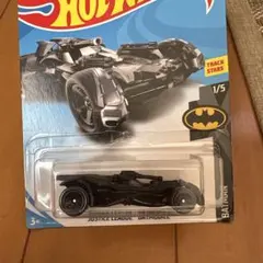 Hot Wheels BATMAN BATMOBILE