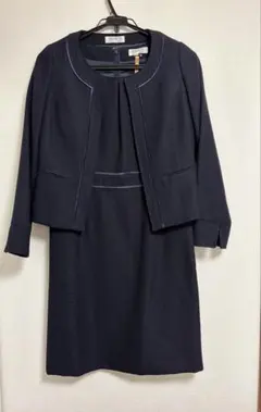 ジャケット付きワンピーススーツ ダークネイビー