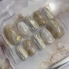 ネイルチップ ベリーショートオーバル ニュアンス 大理石