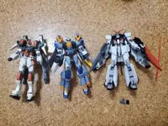 ガンプラ 1/144 HG まとめ売り4体 (組み立て済み) - メルカリ