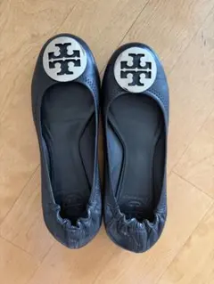 Tory Burch ブラック フラットシューズ