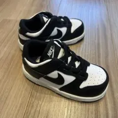 新品・未使用　ナイキ ダンクローブラジル　スニーカー　キッズ　ベビー　15cm 新品・未使用 ナイキ ダンクローブラジル スニーカー キッズ