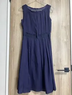 allureville ネイビー ノースリーブ ワンピースのサムネイル