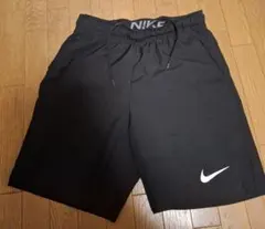 Nike ブラック ハーフパンツ Sサイズ