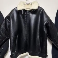 ブラックレザージャケット・ファー付き