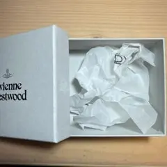 2026年最新】Vivienne Westwood ギフト箱の人気アイテム - メルカリ