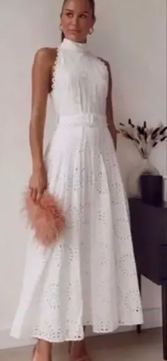 ZARA 刺繍入り純白ロングキャミワンピース　XS 2292/974/251