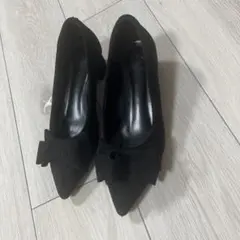 リボン パンプス ブラック スエード調
