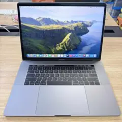 ほぼ未使用MacBook Pro 15インチ 2018 32GB／512GB