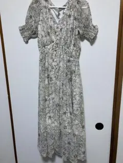tocco closet 花柄ワンピースのサムネイル