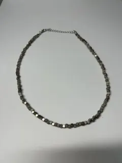 ヘキサゴン型ビーズ ネックレス