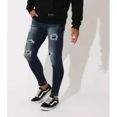 これからの夏にぴったり　AZULBYMOUSSY　ダメージ加工 スキニーデニム