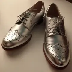 オックスフォード シューズ ウィングチップ レースアップ シルバー 23.5