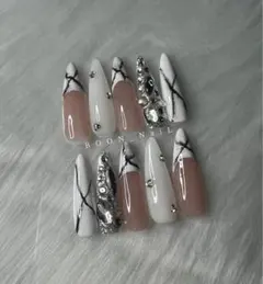 〈在庫処分〉ネイルチップ 大理石ネイル フレンチネイル ギャル ロング ポイント