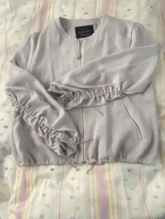 ジャスグリッティライトグレー ジャンパー