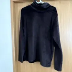 しまむら　ベロア素材　黒　タートルネック長袖トップス　L