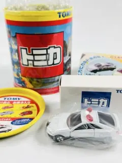 トミカ セリカ　パトカー ミニカー　トミカ缶のサムネイル