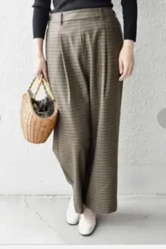 SHIPS（liflattie ships）チェック　ストレートパンツ　美品