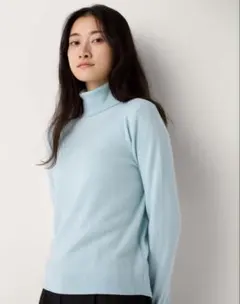 【新品タグ付き】カシミヤ タートルネックセーター M ブルー　ユニクロ
