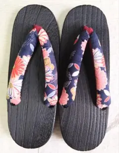 未使用　浴衣用桐下駄　レディース　土台24cm　黒　花柄鼻緖