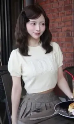 Darich バックオープンアップリケニットトップス