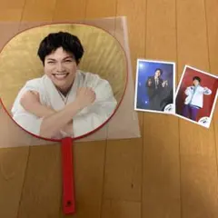 WEST. 重岡大毅（うちわ、公式写真）